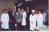 Группа из ИЯИ РАН в ИРМ, в котором изготовлен источник